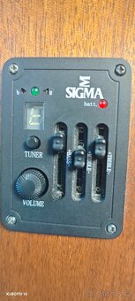 Elektroakustická kytara Sigma. - 5