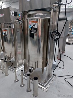 ELEKTRICKÁ PLNIČKA KLOBÁS 15 L  dělo silná  - 5