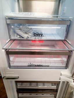 Nová vestavná lednice Grundig, výška 193 cm ZÁRUKA - 5