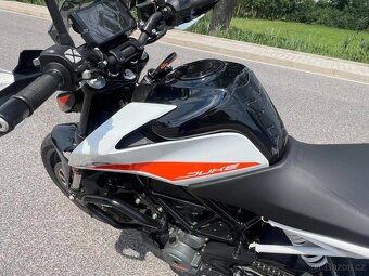 KTM 390 Duke - 5