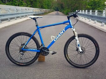 Horské kolo Giant XTC polocarbon - 5