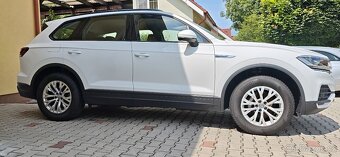 VW Touareg V6 3.0 TDI, 11/2020, 4x4, tažné, původ ČR, +DPH - 5