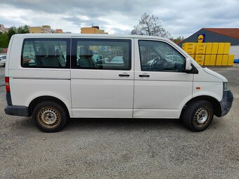 Volkswagen Caravelle - 5