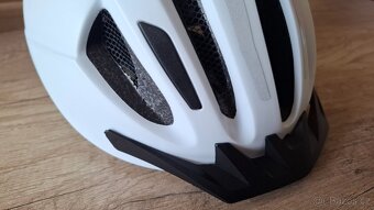 Cyklistická bílá helma ve velikosti L/XL - 5