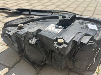 přední světlomety Audi A4 B7 (pravý + levý) - 5
