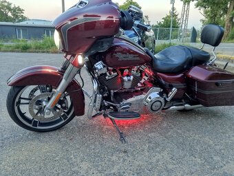 Harley Davidson Street Glide FLHXS Special - 5