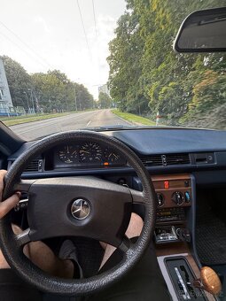 Mercedes Benz W124 - 5