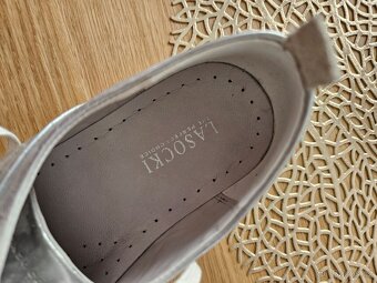 Nové kožené dámské polobotky/tenisky zn. Lasocki - 5