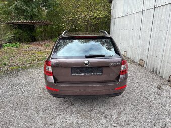 Škoda Octavia,  1.6 TDi 81 kW STYLE XENON NEHAVAR.SERVISKA - 5