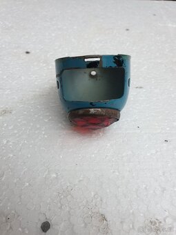 Kryt  zadního  světla - 5
