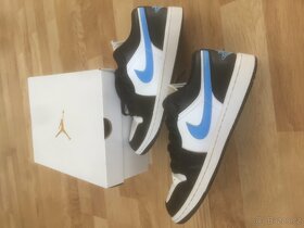 PRODÁM BOTY AIR JORDAN 1 LOW  TOP STAV vel. 41EU - 5