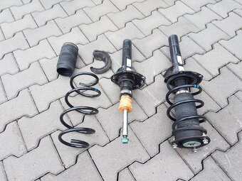 Přední tlumič, pružina Octavia III 5Q0413023GJ - 5