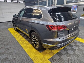 Volkswagen Touareg Plug-In Hybrid - 5