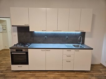 Pronájem bytu 65m2 v centru Liberce - 5