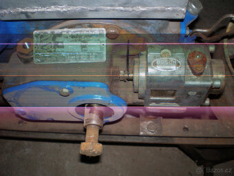 stabilní motor Sendlink,podvozek Benz - 5