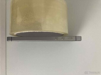 iPhone SE 32GB Space Gray - 5