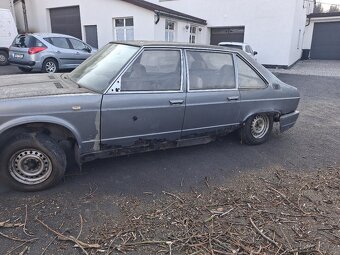 Tatra 613 rok 2004 - 5