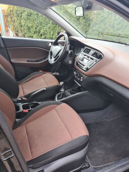 Hyundai i20, 1,1 CRDi,55KW,Klima 109,000 km,koupeno v ČR - 5