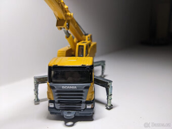 autíčko model autojeřáb SIKU Super 1859 1:87 - 5