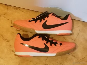 Kopačky NIKE TOTAL 90 - 5