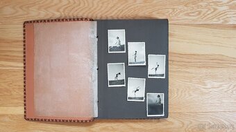 Kožené album rozměru 20 x 27 cm v původním stavu, - 5