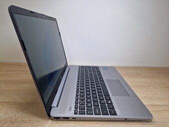 Notebook HP 250 G8 i3 11.Gen/8G/1TB SSD/FullHD - ZÁRUKA - 5