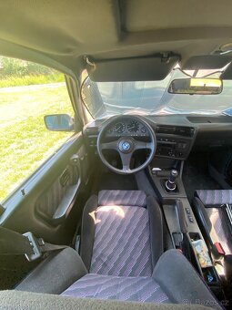 BMW E30 316i touring - 5