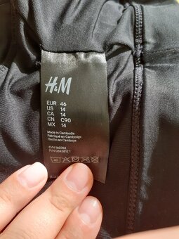 Dámská sportovní podprsenka černá H&M vel.46 - 5
