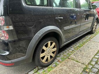 Ve Touran cross 2.0tdi 103kw 2007 rok - 5