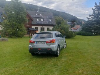 Mitsubishi ASX - 5