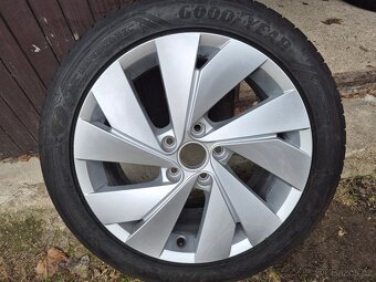 Letní kola Volkswagen Golf 8 R17 ET51 Belmont - 5