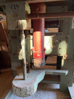 Fréza - dlabačka na dřevo s nástroji - 5