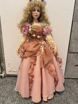 Sběratelská značená porcelánová panenka - 5