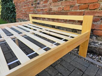 Masivní borovicová postel 180x200 s roštem - 5