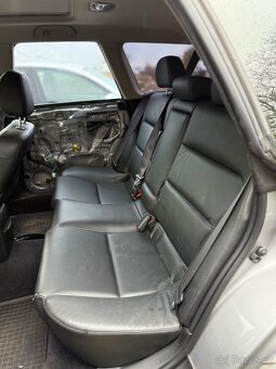 Subaru Legacy/outback kožené sedačky , top stav. - 5