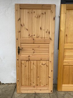 Masivní dveře levé 80 cm - AKCE doprava - 5