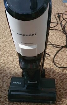 Vysavač Grundig 1800w na suché a mokré vysávání - 5