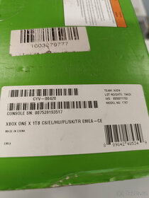 Microsoft XBOX One X 1TB (1787) konzole + ovladač - 5