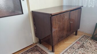 Ložnice leštěný ořech - 5