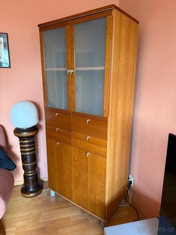 Dřevěná komoda, skříň - 5