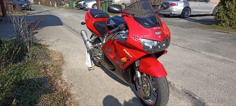 Honda CBR 900RR Fireblade 1999 SC33 - 5