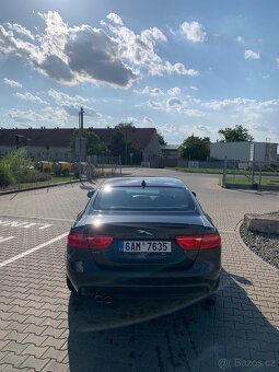 Jaguar XE R-sport - 5