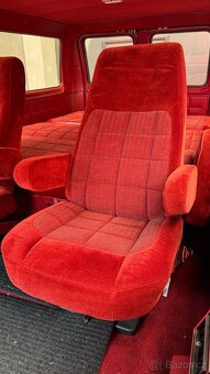 FORD E250 5.8L V8 - 5