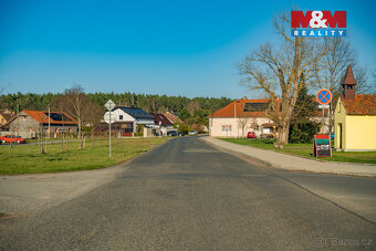 Prodej pozemku k bydlení, 758 m², Nová Ves - 5