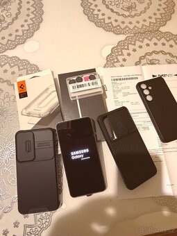 Samsung Galaxy s25 - 5