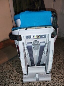 Autosedačka Britax modrá - 5