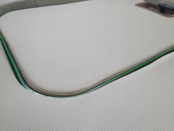 Čalounění stropu kabiny John Deere – řada 6000 - 5