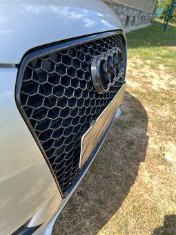 AUDI drzak znaku do RS masky - 5