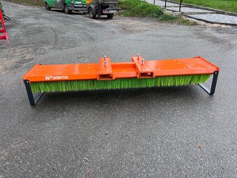 zametací kartáč - 5