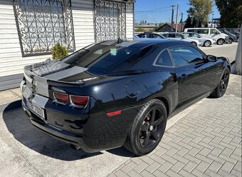 Chevrolet Camaro manuál - 5